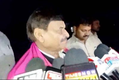 "Matter of his conscience...": says Shivpal Singh Yadav after Swami Prasad Maurya's resigns from SP