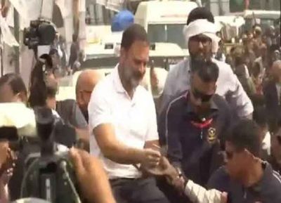 Congress leader Rahul Gandhi's Bharat Jodo Nyay Yatra resumes from Unnao