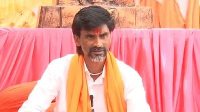 "We want implementation of 'Sage Soyare": Maratha reservation activist Jarange Patil refuses to end hunger strike