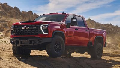 Chevy Silverado And GMC Sierra Plug-In Hybrids Are Coming: Report