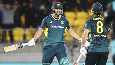 Tim David, Mitchell Marsh propel Australia to thrilling T20 win over New Zealand