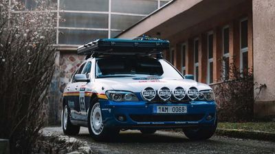 This Rothmans-Wrapped BMW 7 Series Overlander Is Better Than Any SUV