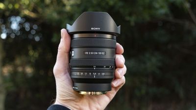 Sony's smallest ever full-frame f/2.8 zoom is a powerful everyday lens with a small compromise