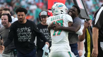 Dolphins’ Tyreek Hill Shuts Down Jaylen Waddle Trade Suggestion