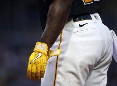 MLB’s new Nike pants are see-through and suddenly the jerseys seem fine