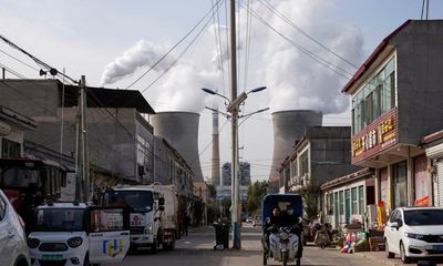 Growth in CO2 emissions leaves China likely to miss climate targets