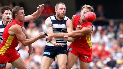 Geelong's Guthrie hurts quad in AFL practice match