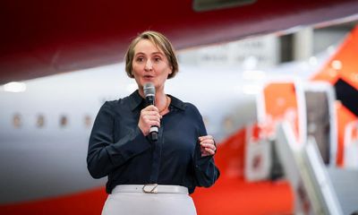 New Qantas CEO Vanessa Hudson announces half-year profit of $1.25bn before tax