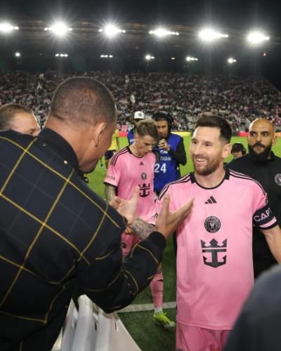 Will Smith And Lionel Messi's Epic Meeting Goes Viral