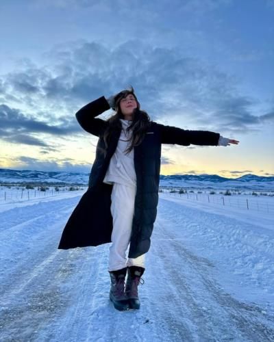 Embracing Winter: Kelsey Wells' Snowy Fairy Tale