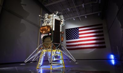 Private lunar lander returns U.S. to the moon 50 years later. Here's what to know