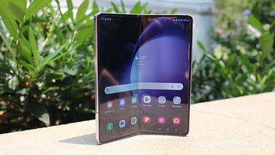 Huge Samsung Galaxy Z Fold 6 leak points to it following in the iPhone 15 Pro’s footsteps