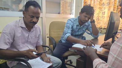 Surveyor arrested on graft charges in Tiruvannamalai