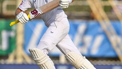 Ind vs Eng 4th Test | Root leads England’s recovery against India as England reaches 302-7