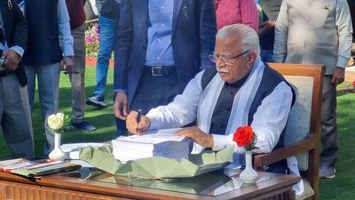 Haryana presents a tax-free budget; waives-off interest, penalty on crop loans