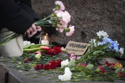 Russian Figures Demand Return Of Navalny's Body