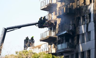 Final death toll from Spanish tower block blaze is nine, say police