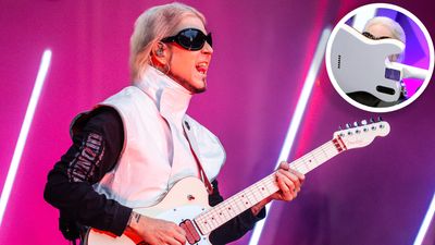 “I chipped my tooth – my mom was so mad at me!” John 5 says playing a Jimi Hendrix-inspired version of Star Spangled Banner with his teeth as a kid led to a dental mishap – and shows he can still nail the tooth-picked tune