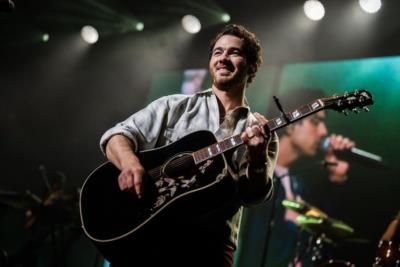Kevin Jonas: Guitar Virtuoso Rocking The Stage With Passion