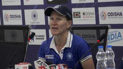 Schopman resigns as chief coach of Indian women's hockey team