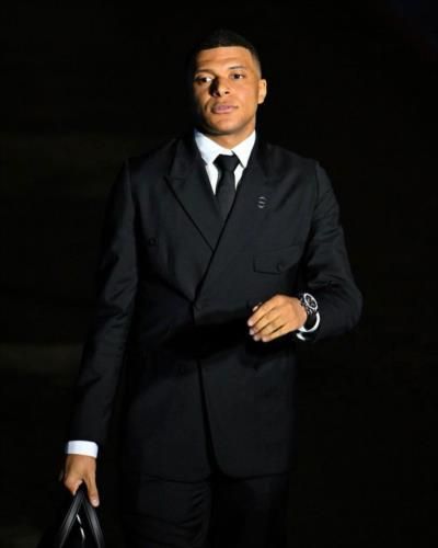 Kylian Mbappé: Mastering Modern Elegance With Sophisticated Style