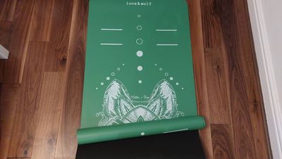Lumi Therapy Eco Wolf Yoga Mat review: natural, cushioning and sturdy
