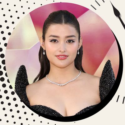 You’ll Never Guess Where Liza Soberano Applies Her Blush