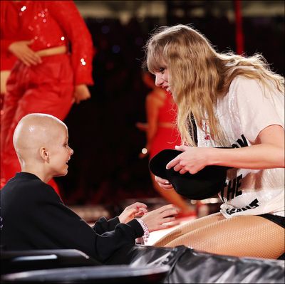 Taylor Swift Gifts Her "22" Hat to a Nine-Year-Old Fan With Cancer in Sydney