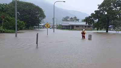 Here we go again, more flooding hits Queensland's north