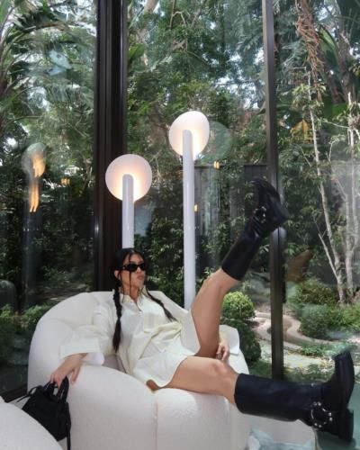 Kourtney Kardashian: A Glimpse Into Her Glamorous Style