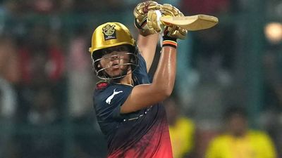 WPL: Richa Ghosh, Sabbhineni Meghana fifties take RCB to 157/6 against UP Warriorz