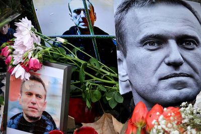 Navalny's Body Given To His Mother, His Team Says