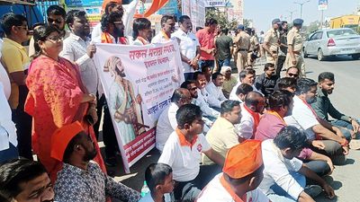 Maratha quota | Jarange-Patil claims Maharashtra government planning to trap and arrest him
