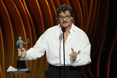 Pedro Pascal gave an endearing acceptance speech after being stunned to win his first SAG Award