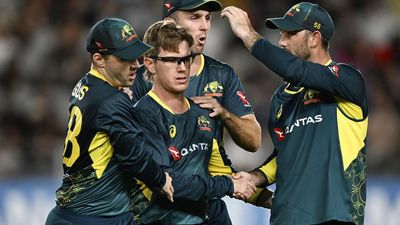 Australia win rain-hit third T20 against New Zealand by 27 runs