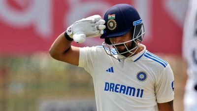 With a salute, soldier's son Dhruv Jurel responds to father's wish