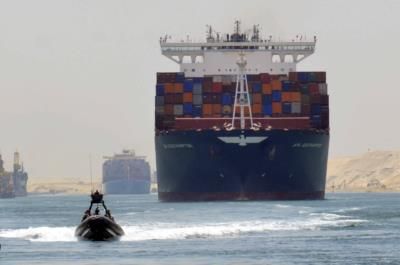 Houthis Disrupt Suez Canal, US Credibility Questioned