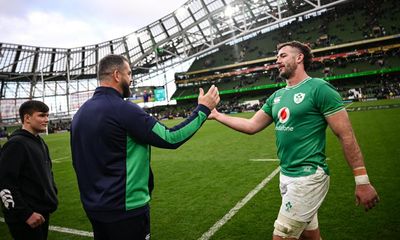 Ireland’s eyes on title but Farrell wants to see Twickenham improvement