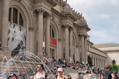 Exploring America's Top Art Galleries: Must-See Cultural Gems