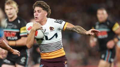 Walsh keeps GF wound open, eyes Broncos extension