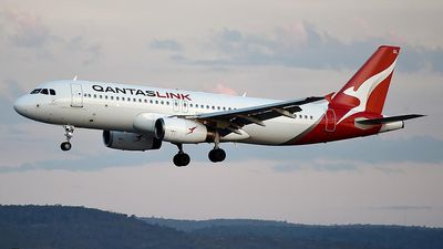 Pay-row pilots to resume strike at Qantas subsidiary