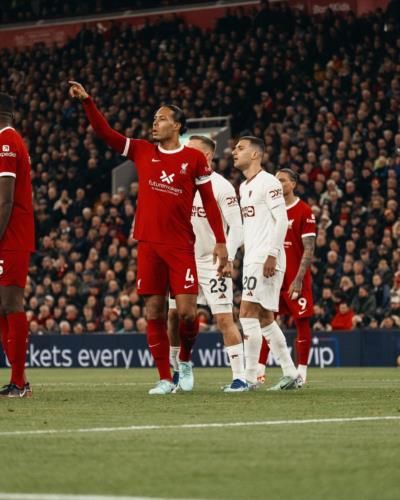 Liverpool Wins English League Cup, Klopp's Farewell Celebration Begins