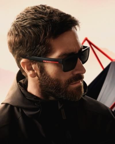 Jake Gyllenhaal's Effortless Cool In Black Hoodie And Shades