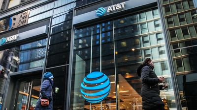 AT&T offers customers small credit for national disruption, but many are still not happy