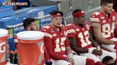 NFL Films Perfectly Captured the Eerily Quiet Moment Right Before Super Bowl Kickoff That Fans Don’t See