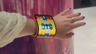 Motorola’s bendable concept phone is the biggest, silliest smartwatch I’ve ever seen