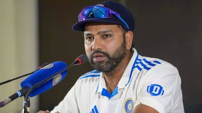 Ind vs Eng, 4th Test: After BCCI warning to players, Rohit Sharma issues whip on Tests