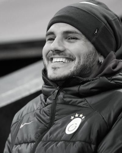 Mauro Icardi's Winter Chic: Effortless Style And Rugged Charm