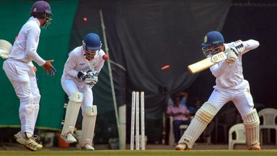 Ranji Trophy | Karnataka batters fail to put up a fight, Vidarbha advances