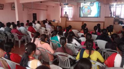 Bhalki college hosts workshop to help foster creativity